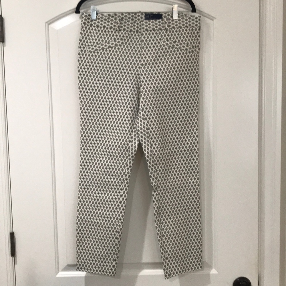New Gap pants black diamond pattern